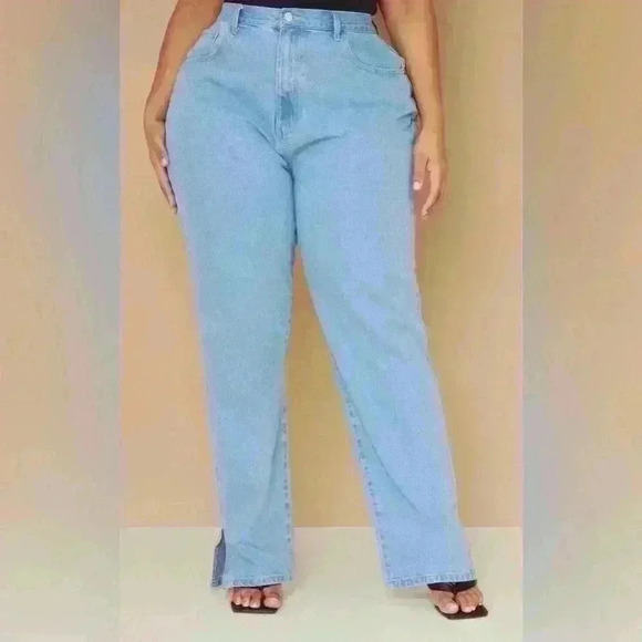 Plus  Light Blue Wash Split Hem Jeans - Picture 3 of 3